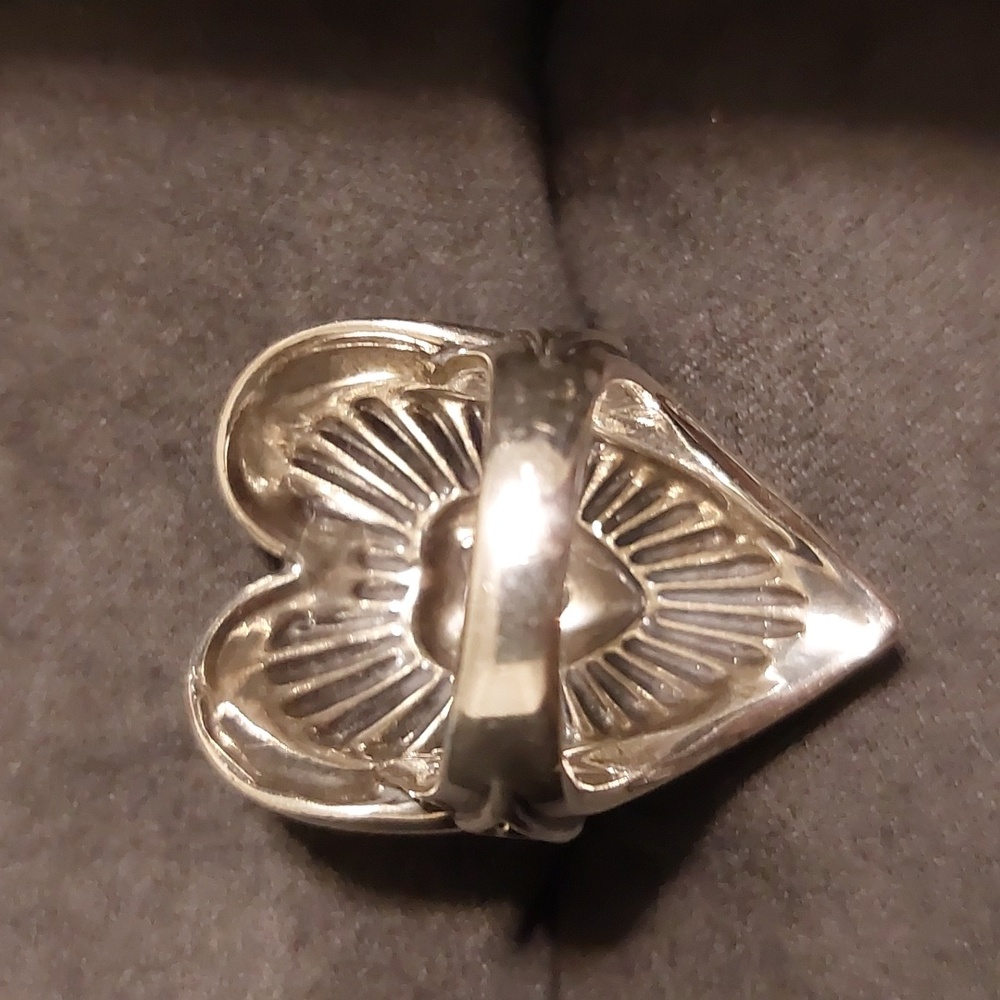 Heart Shaped Sterling Silver Ring - Picture 9 of 9